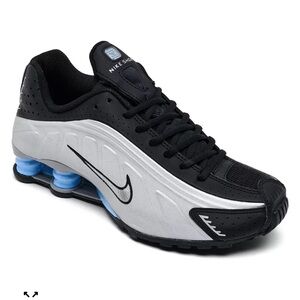 Nike Shox Big Kids R4 Metallic Silver Size 6.5Y